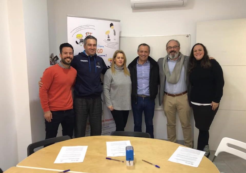 AOSA-TEA firma convenio de colaboración con el club deportivo de baloncesto ENRIQUE BENITEZ y el club deportivo rugby TARTESSOS